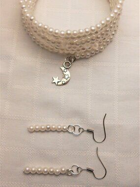 Handmade jewelry set with memory wire bracelets and earrings No. 984